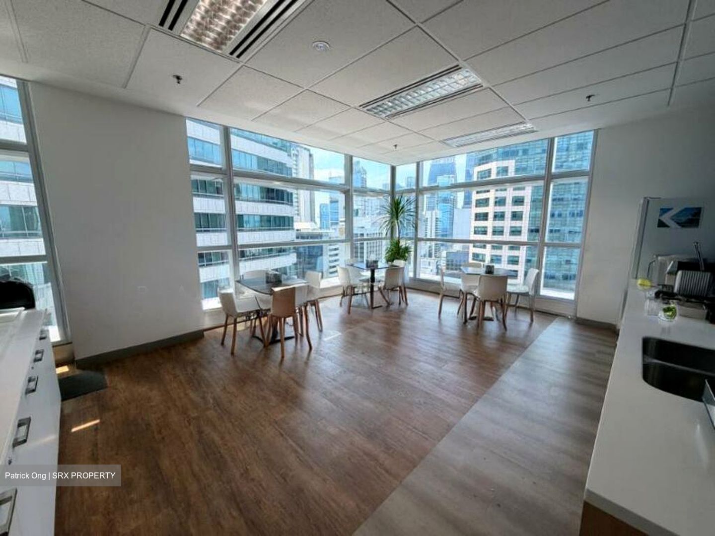 Bank Of China Building (D1), Office #524786821